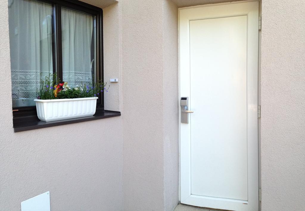 Haus Willibald Apartment Saalbach-Hinterglemm Exterior photo