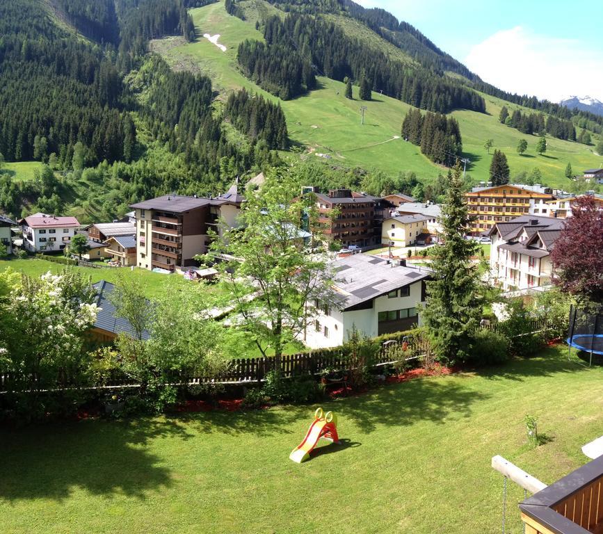 Haus Willibald Apartment Saalbach-Hinterglemm Room photo